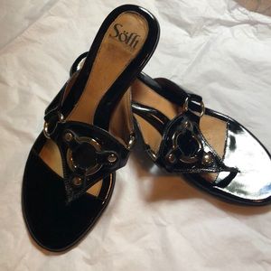 Black Patent Leather ladies sandals, Sofft, s 9M